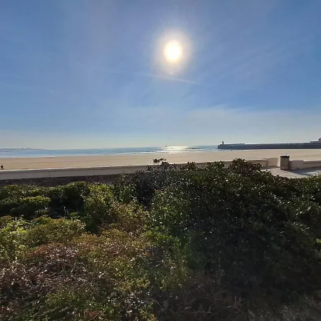 Mireille - Vue Panoramique & Parking Prive - 4 Etoiles Διαμέρισμα *